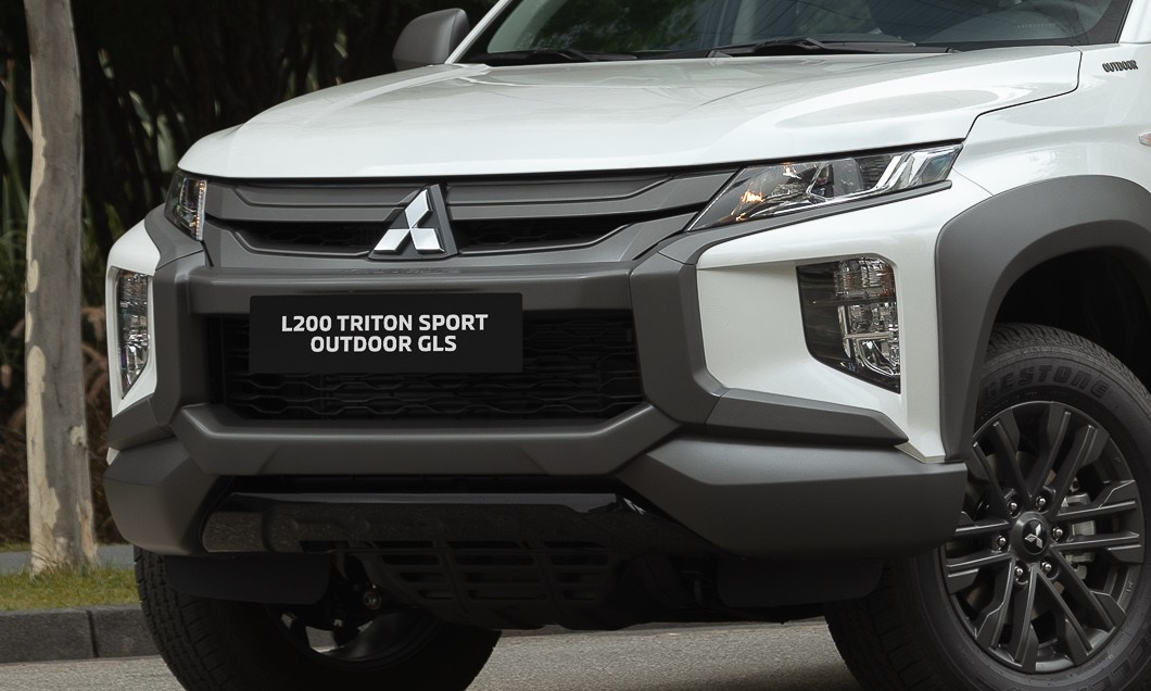 Novo para-choque dianteiro