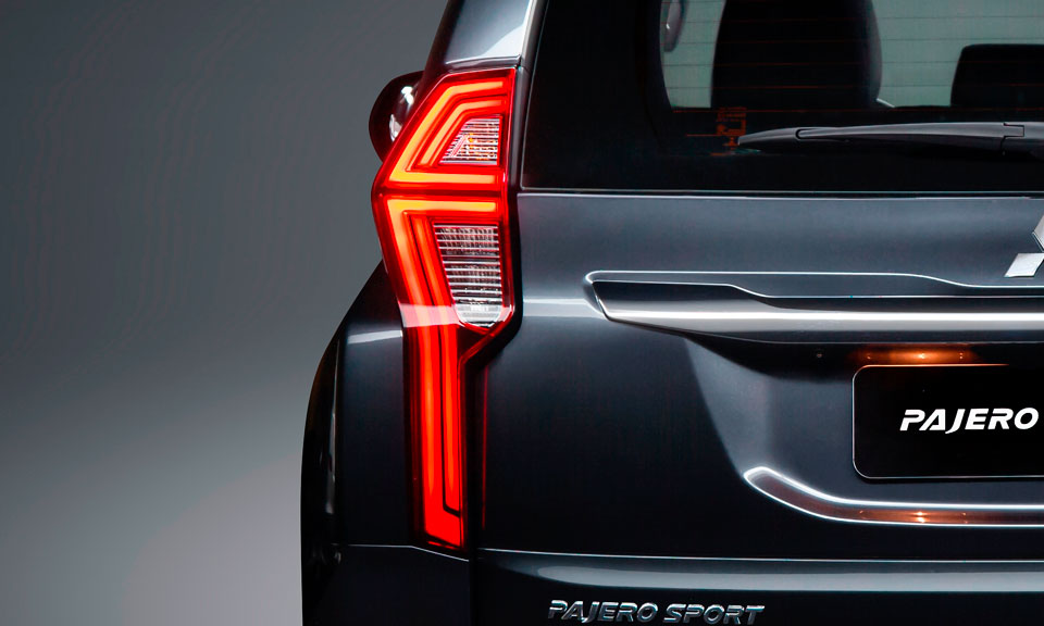 LANTERNAS TRASEIRA EM LED