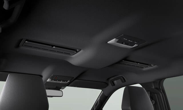 ACABAMENTO INTERNO NA COR PRETA