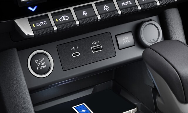 Tomadas 12v e portas USB