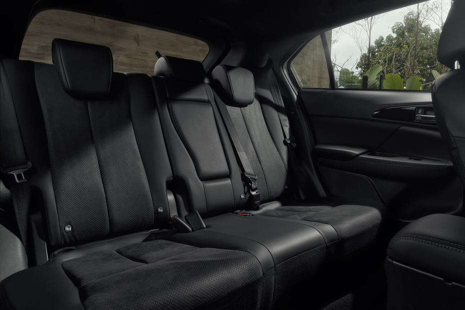 AMPLO ESPAÇO INTERNO