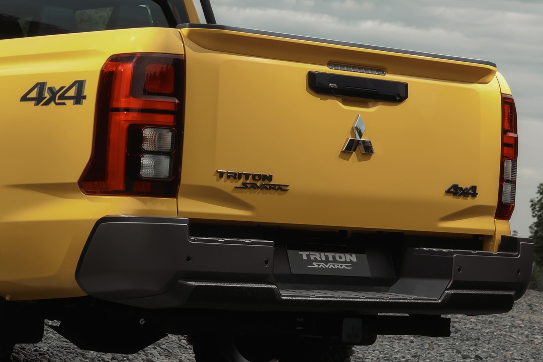 PARA-CHOQUE TRASEIRO EXCLUSIVO